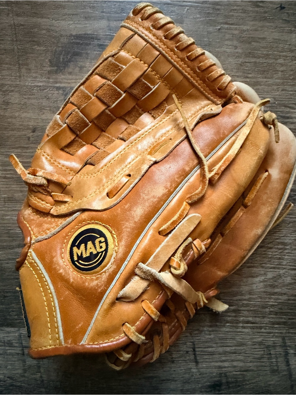 Vintage MAC Sporting Goods M-2497 Handcrafted Leather Baseball Glove